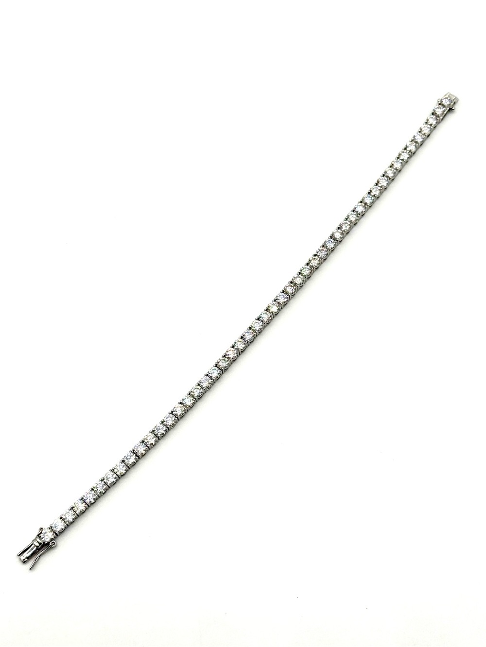 925 Silver, 4MM, 11.7CTW - 15.0CTW Moissanite
Tennis Bracelet